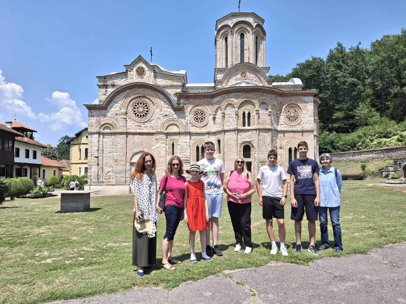 Nagradno putovanje najuspešnijih učenika – kroz znanje, druženje i kulturno nasleđe Srbije